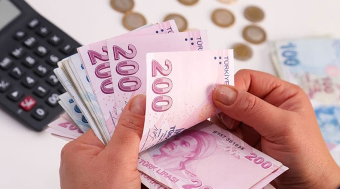 Resmi açıklama geldi, memur maaşlarına 5.000 TL ek zam ve bayram ikramiyesi verilecek!