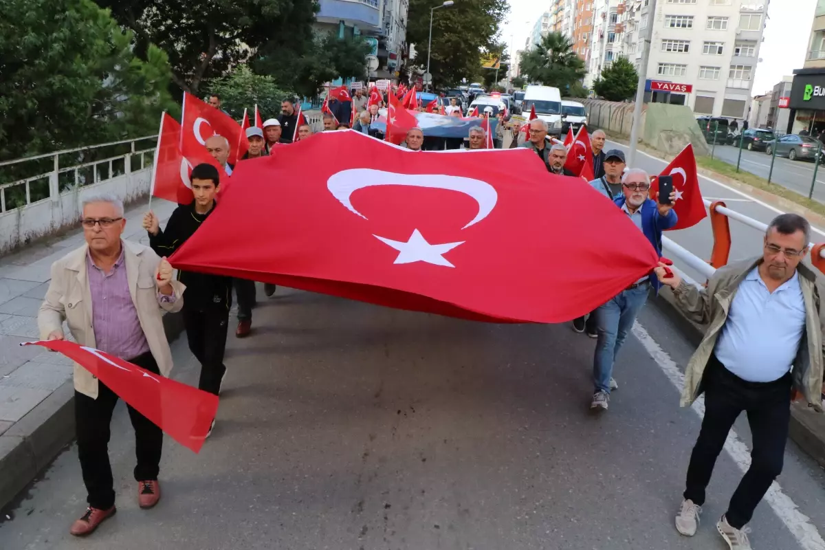Emekli Astsubaylar, Hak Arama Mücadelesi İçin Yürüdü