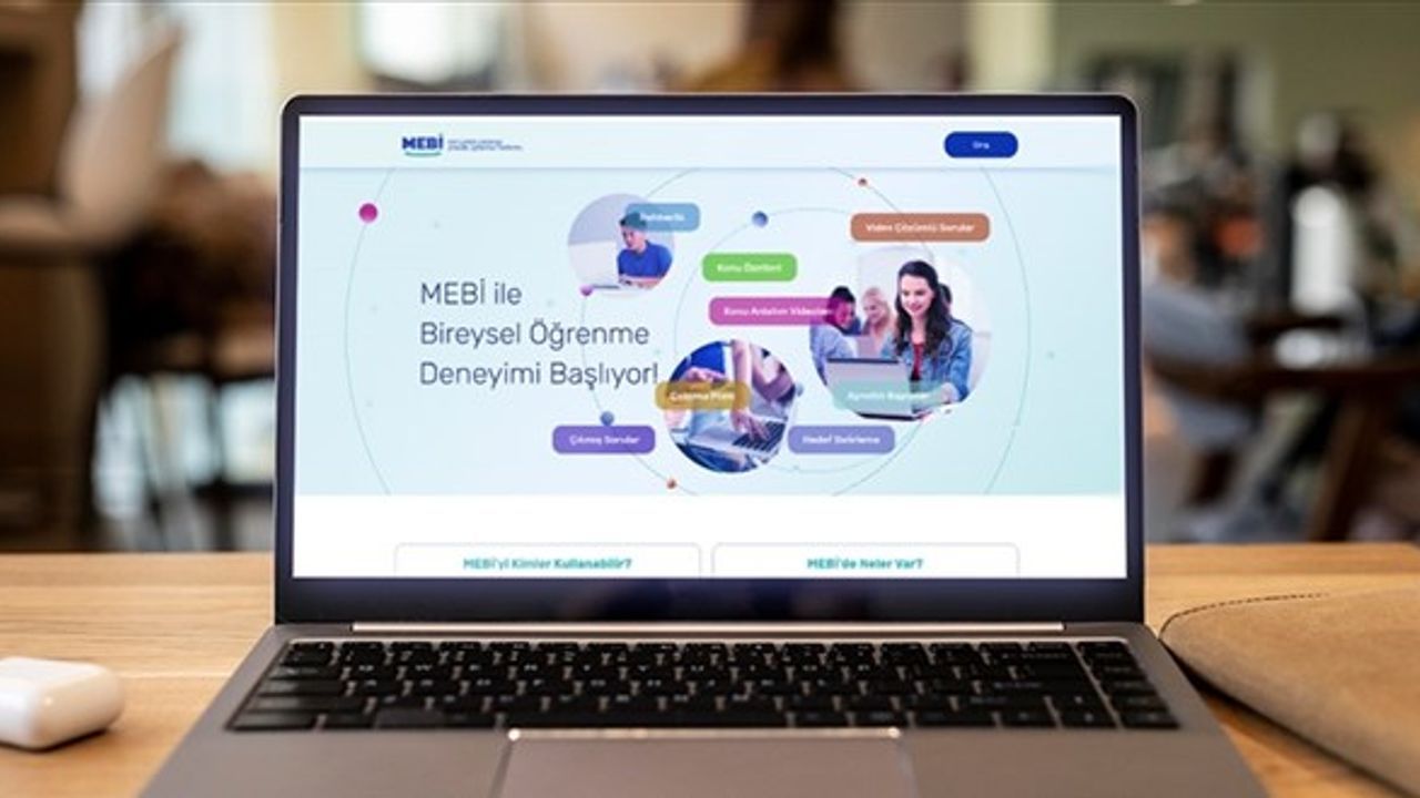 Öğrencilere Büyük Kolaylık MEBİ Platformuna Sesli Özet Özelliği