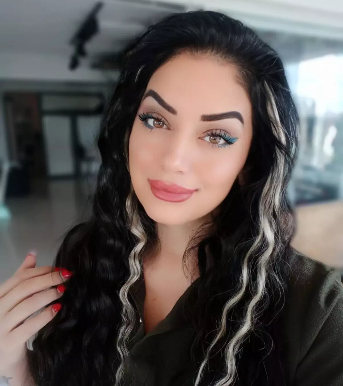 Bursa'da Eski Sevgili Dehşeti: Şarkıcı Yasemin Bulut Cinayeti