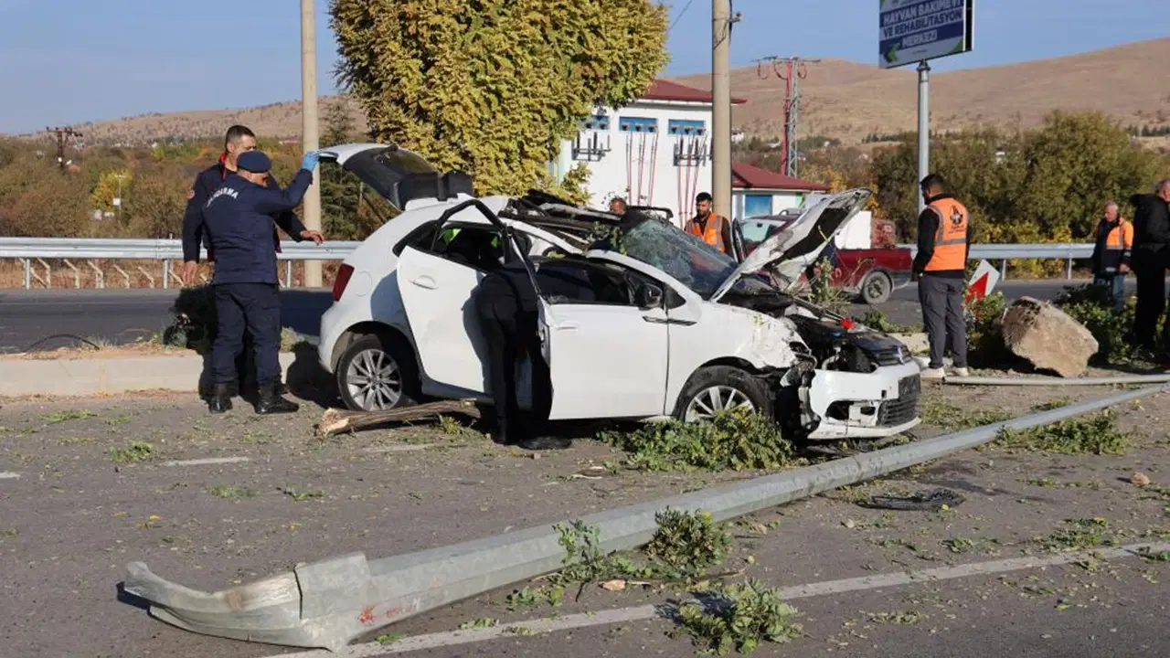 Elazığ’da feci kaza: Çok sayıda yaralı var!