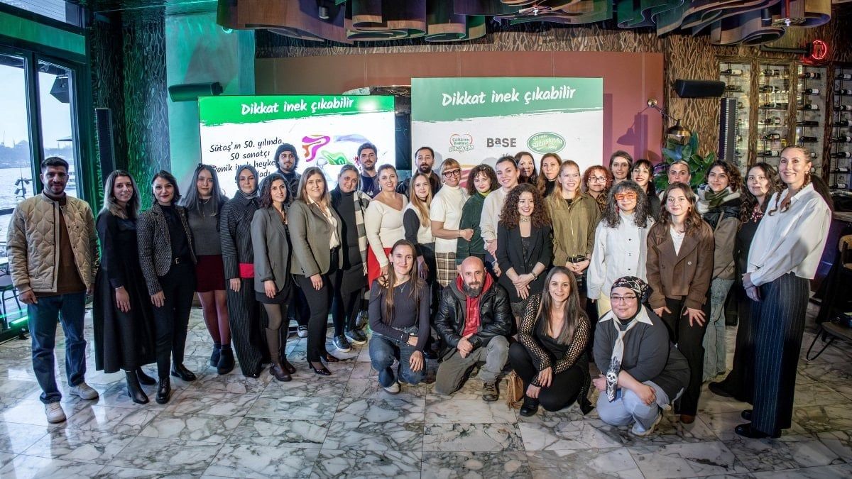 Sütaş’ın Mutlu İnekleri Bu Kez Sanatçı Elleriyle Şehirlerde