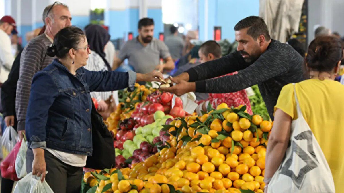 Mutfakta Sert Hafta; Yeşillik Azaldı, Etiketler Yükseldi