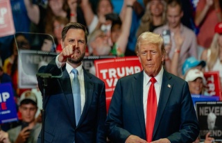 ABD Başkanı ve Başkan Yardımcısı'nı Tehdit...