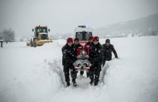 Safranbolu'da Kar Esareti: Hasta Kadın İçin...