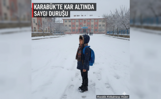 Karabük'te Kar Altında Saygı Duruşu