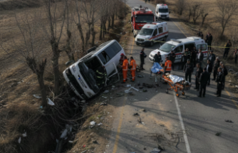 Gaziantep'te Tarım İşçilerini Taşıyan Minibüs Devrildi: Acı Bilanço