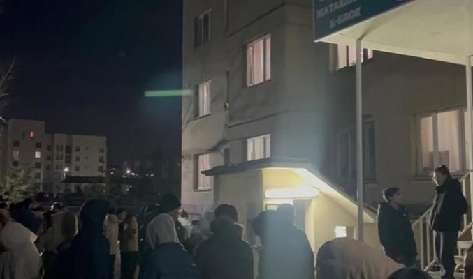 SON DAKİKA | Kırgızistan'da 7.0 büyüklüğünde deprem! Halk sokaklara döküldü