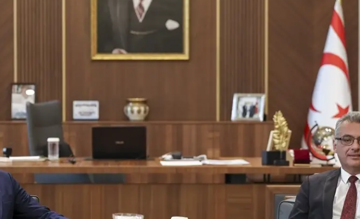 KKTC Cumhurbaşkanı Erhürman, CHP Genel Başkanı Özgür Özel'i Kabul Etti