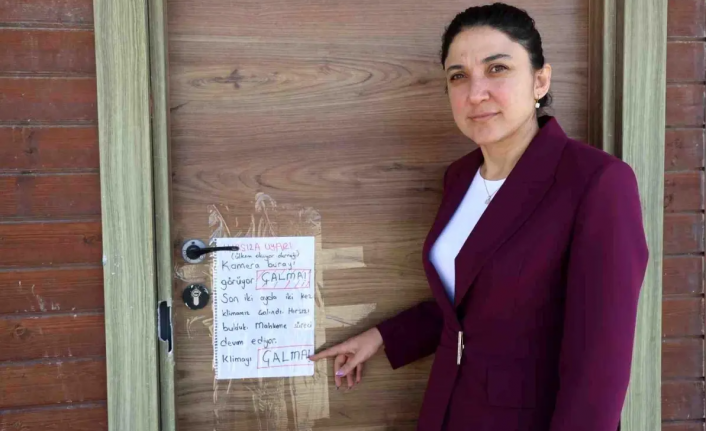 Hatay'daki Kütüphanede Hırsızlık Şoku: İki Ayda İki Kez Girildi, Zarar 120 Bin TL