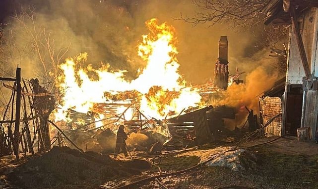 Safranbolu’da Gece Yarısı Yangın Paniği: Bir Yaralı